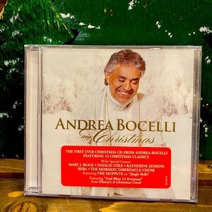 🎉HOST PICK 🎉Andrea Bocelli my Christmas CD
